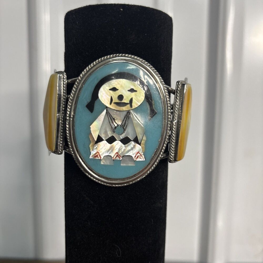 Vintage Southwest Style Large Mother of Pearl Indian Girl Cuff Bracelet